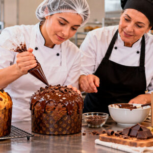 FABRICAÇÃO DE PANETONES E CHOCOTONES